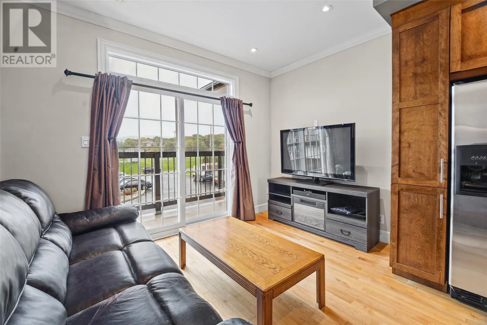 28 Lions Crescent Unit#11 #11