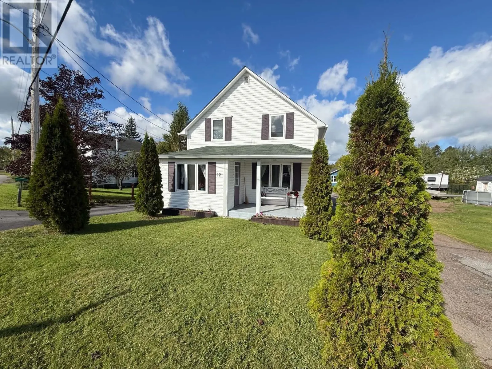 12 Memorial Avenue