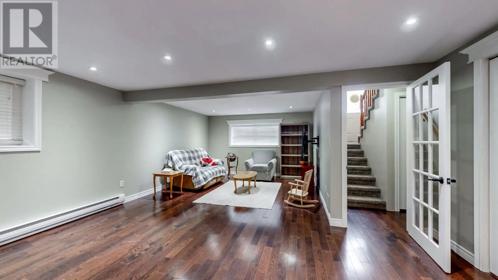 123 Edison Place