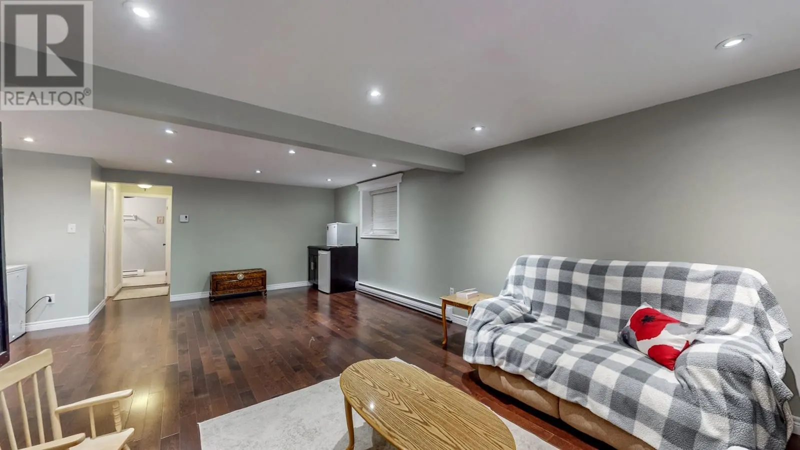 123 Edison Place
