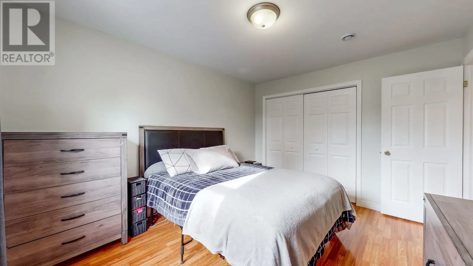 123 Edison Place