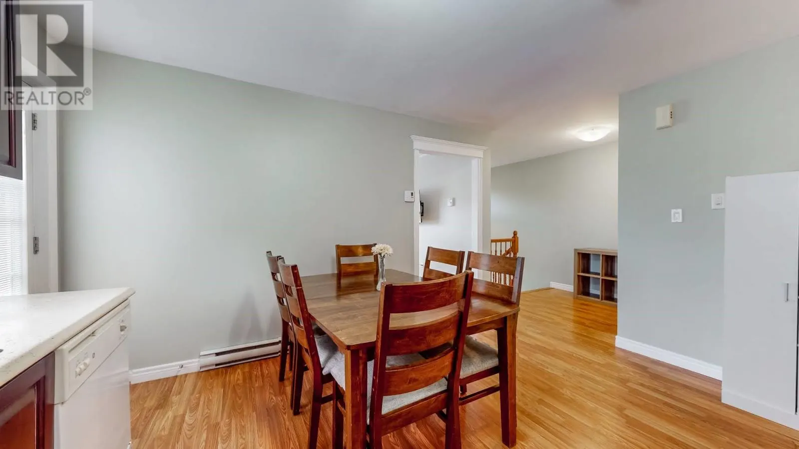 123 Edison Place