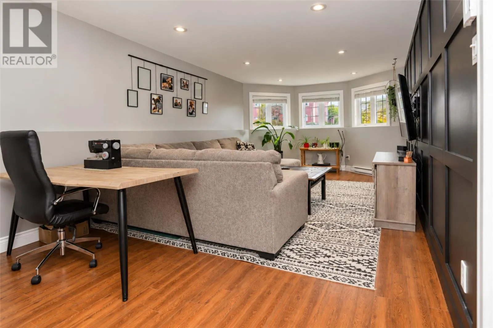 12 Starlight Drive