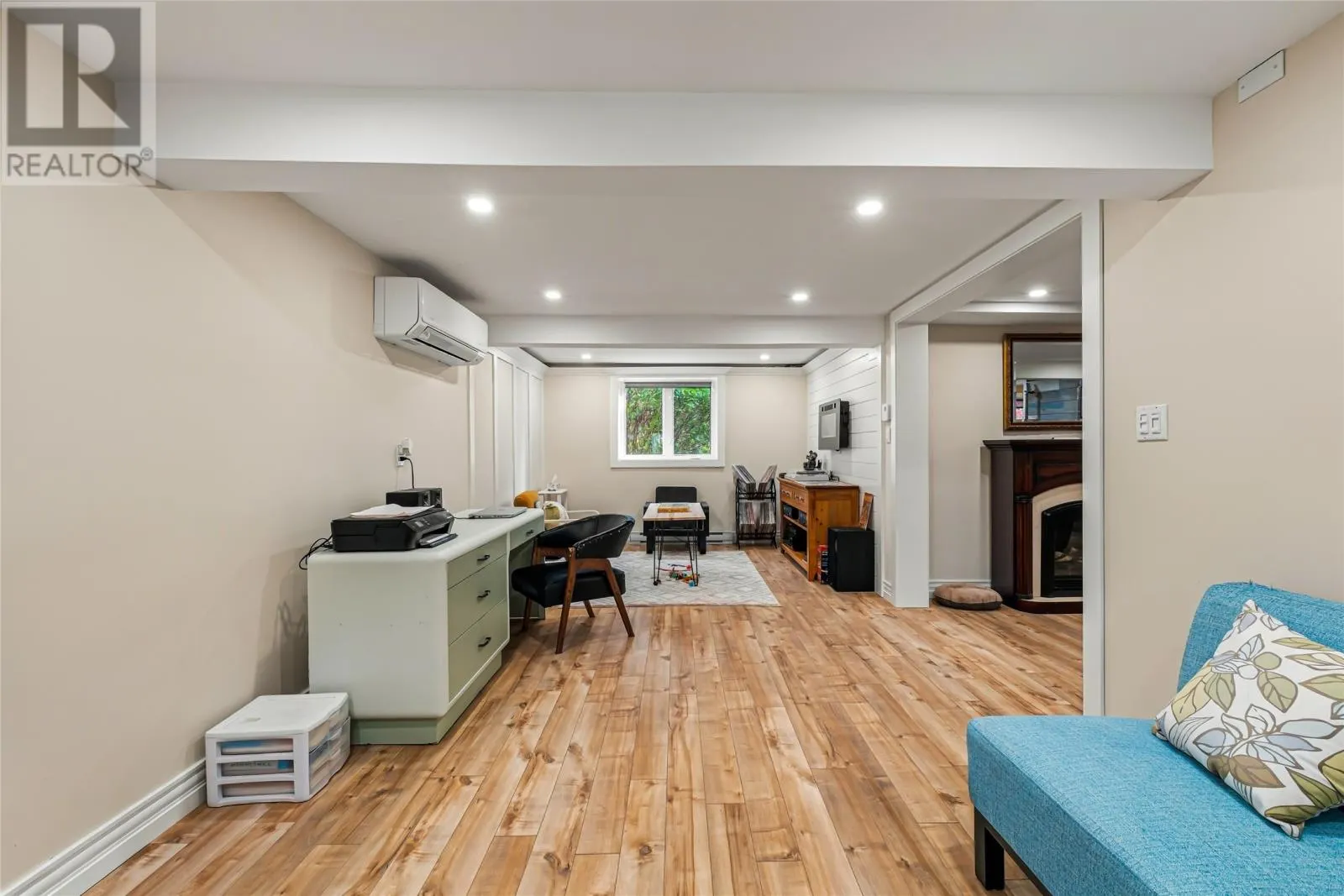 5 Teasdale Street