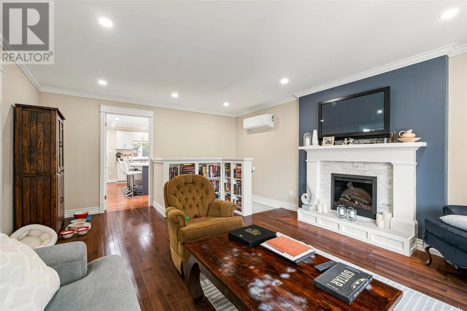 5 Teasdale Street