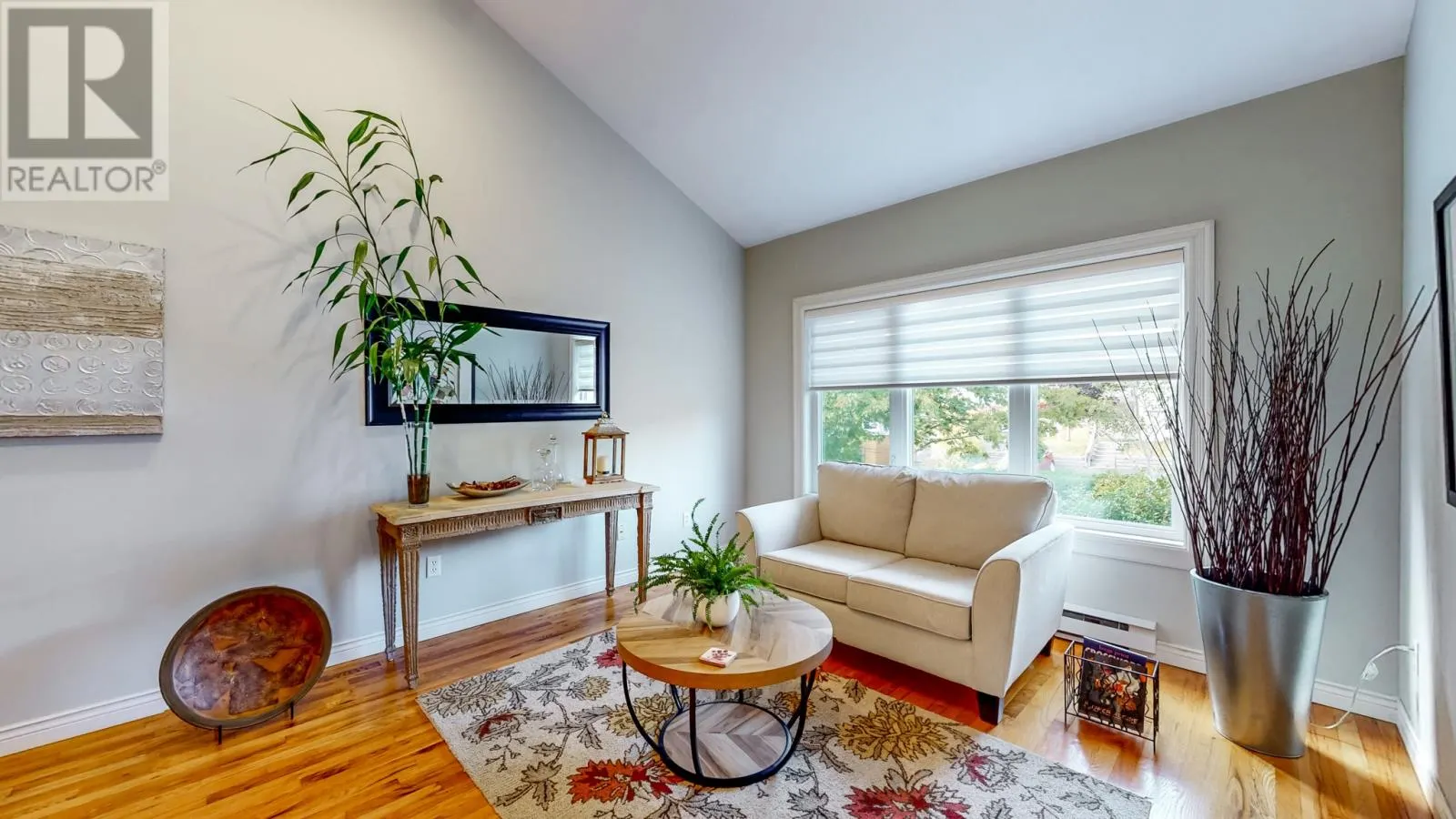 6 Point Leamington Street