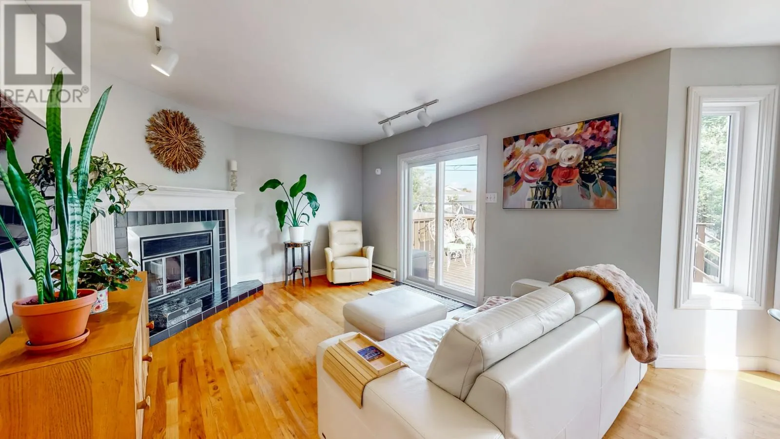 6 Point Leamington Street
