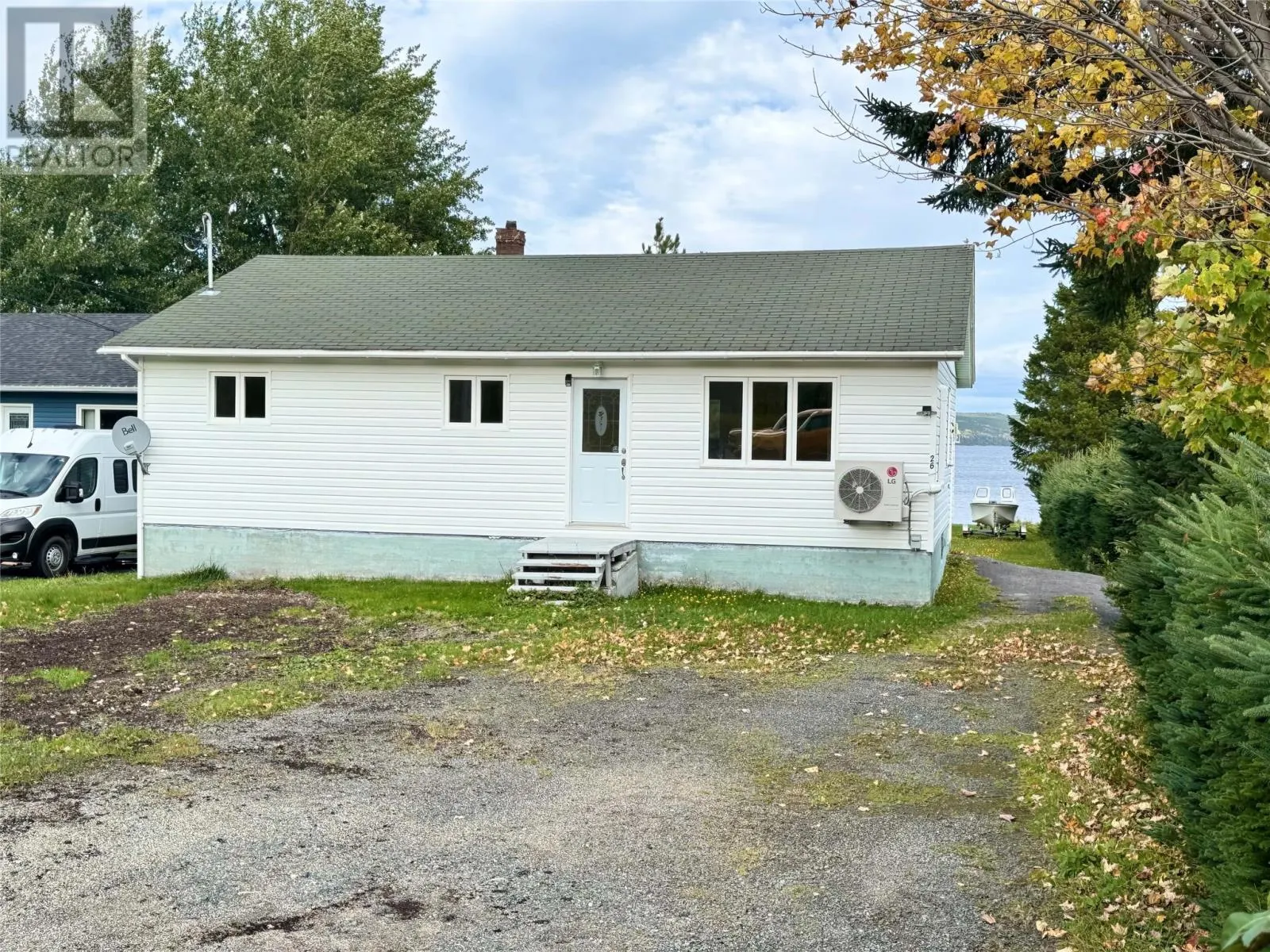 26 Main Street N