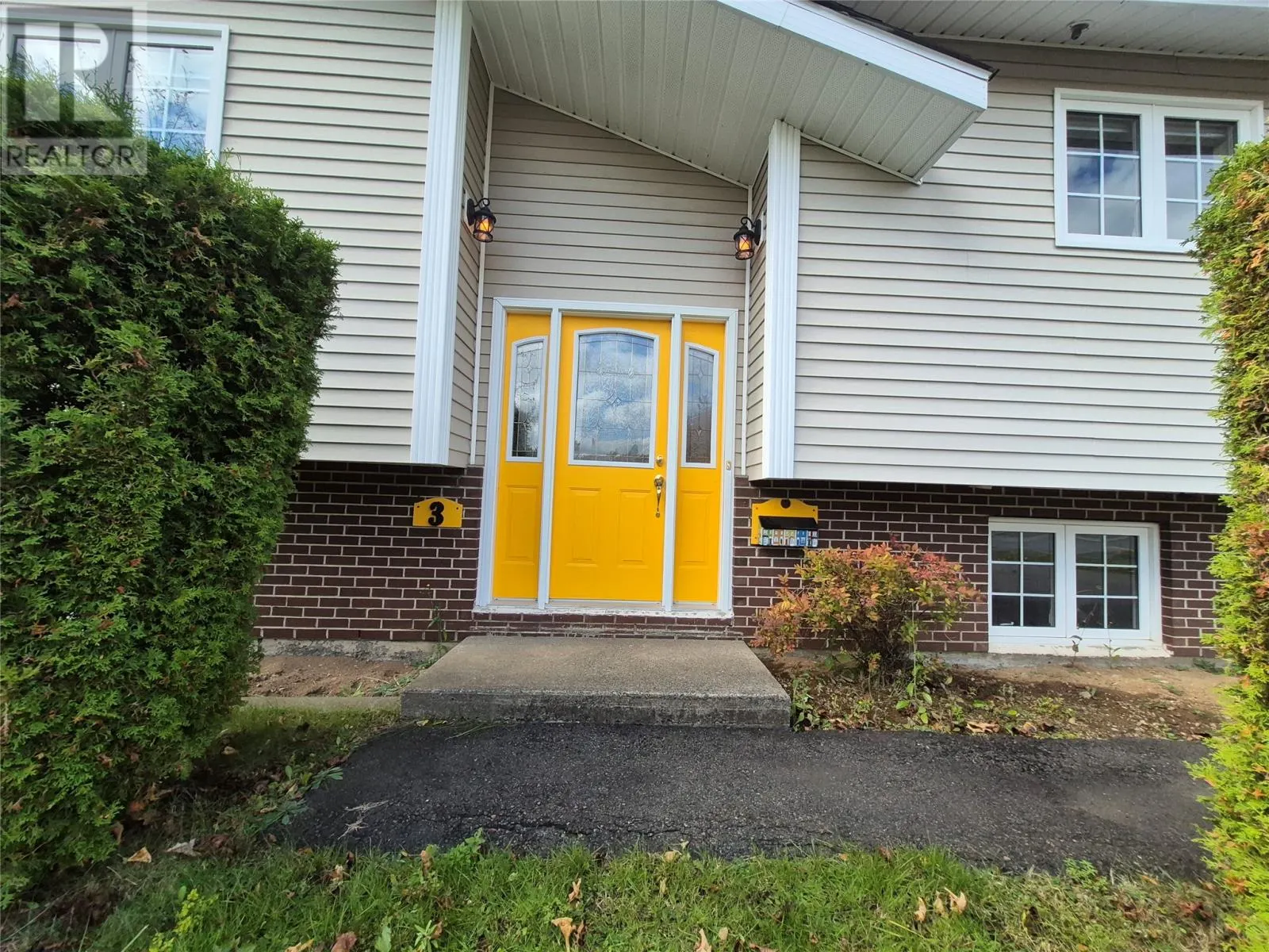 3 Conway Street
