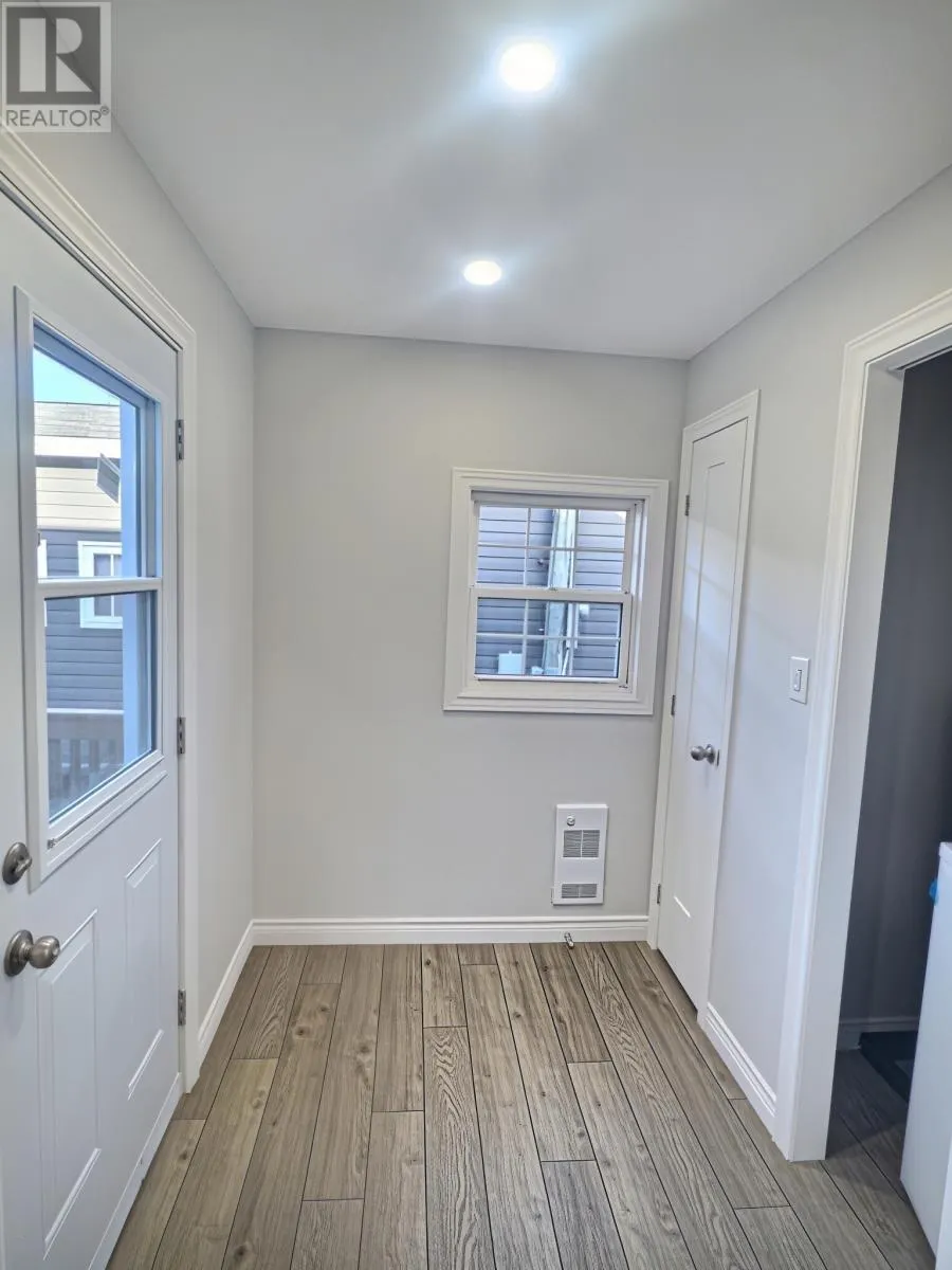 9 Carolyn Drive