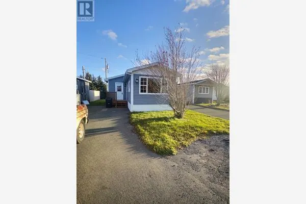 9 Carolyn Drive