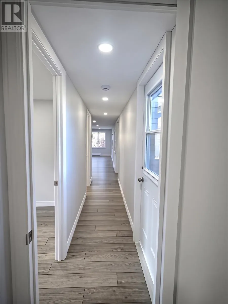 9 Carolyn Drive