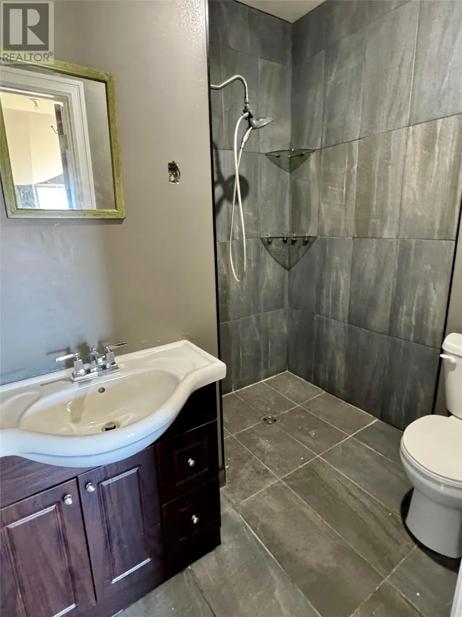 25-27 Main Street S
