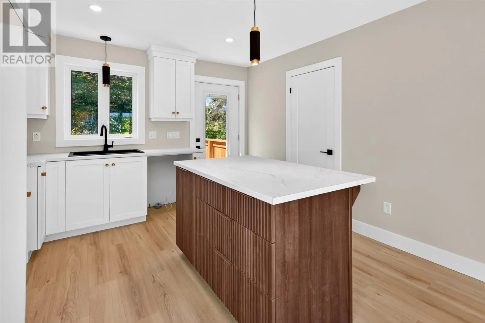 26 Fencer Place