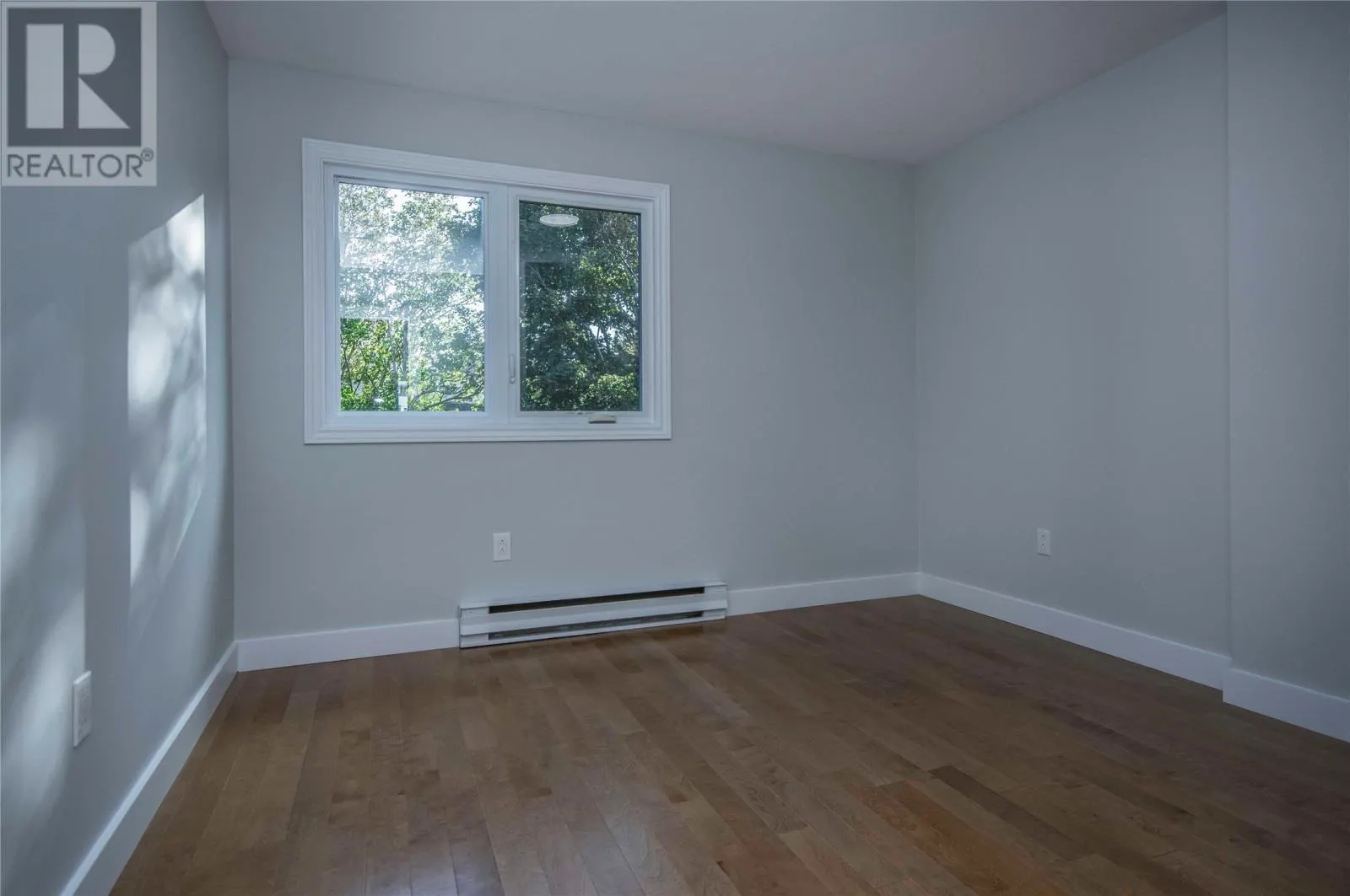 16 Woodford Drive