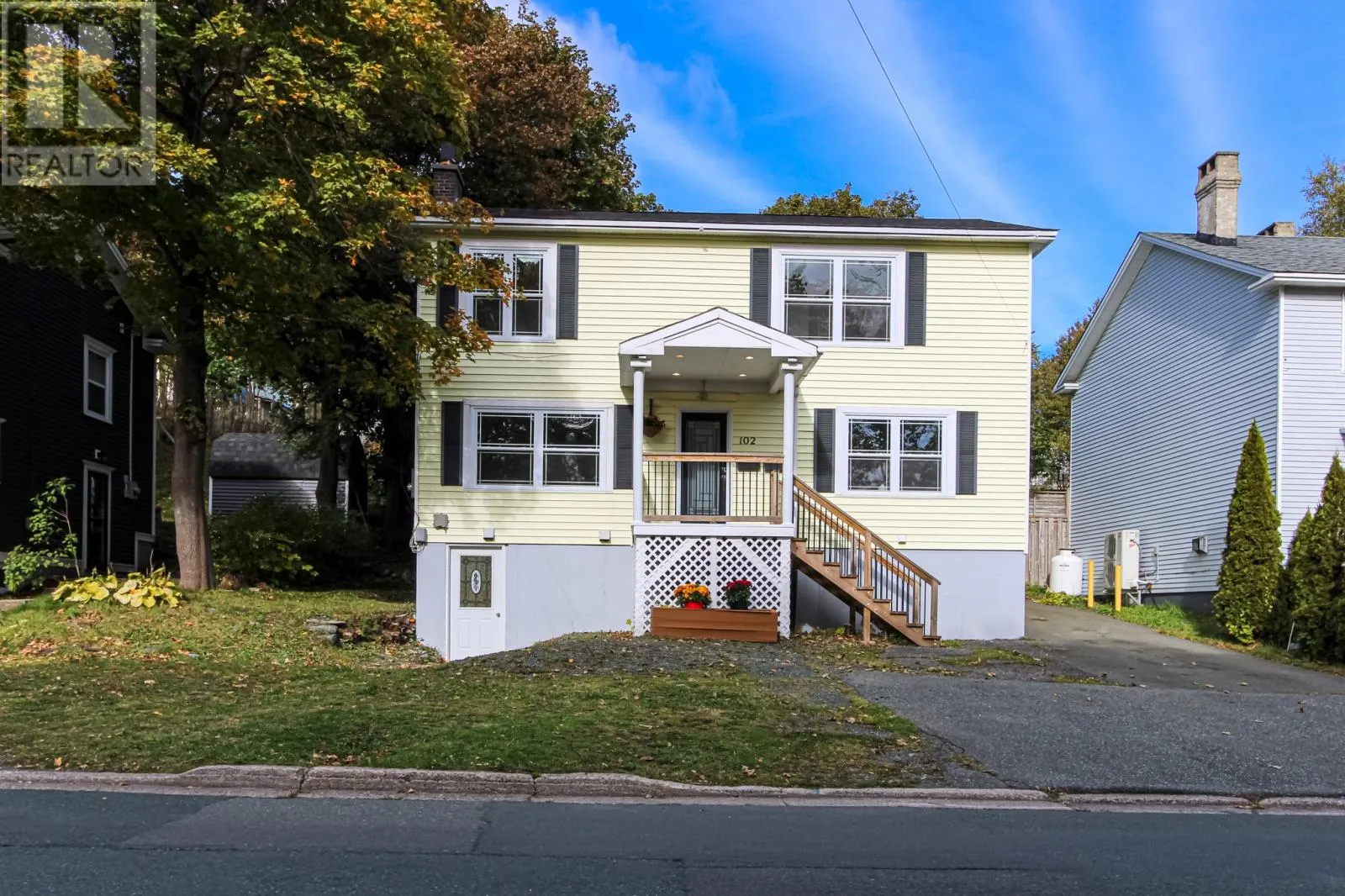 102 Topsail Road