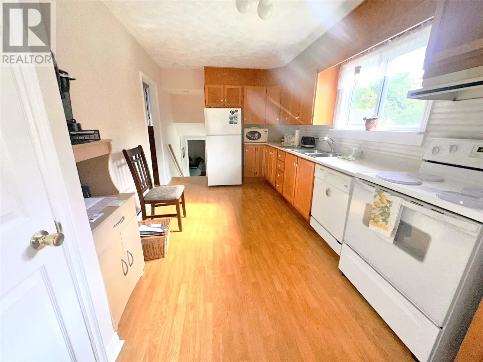17 Burdrew Place