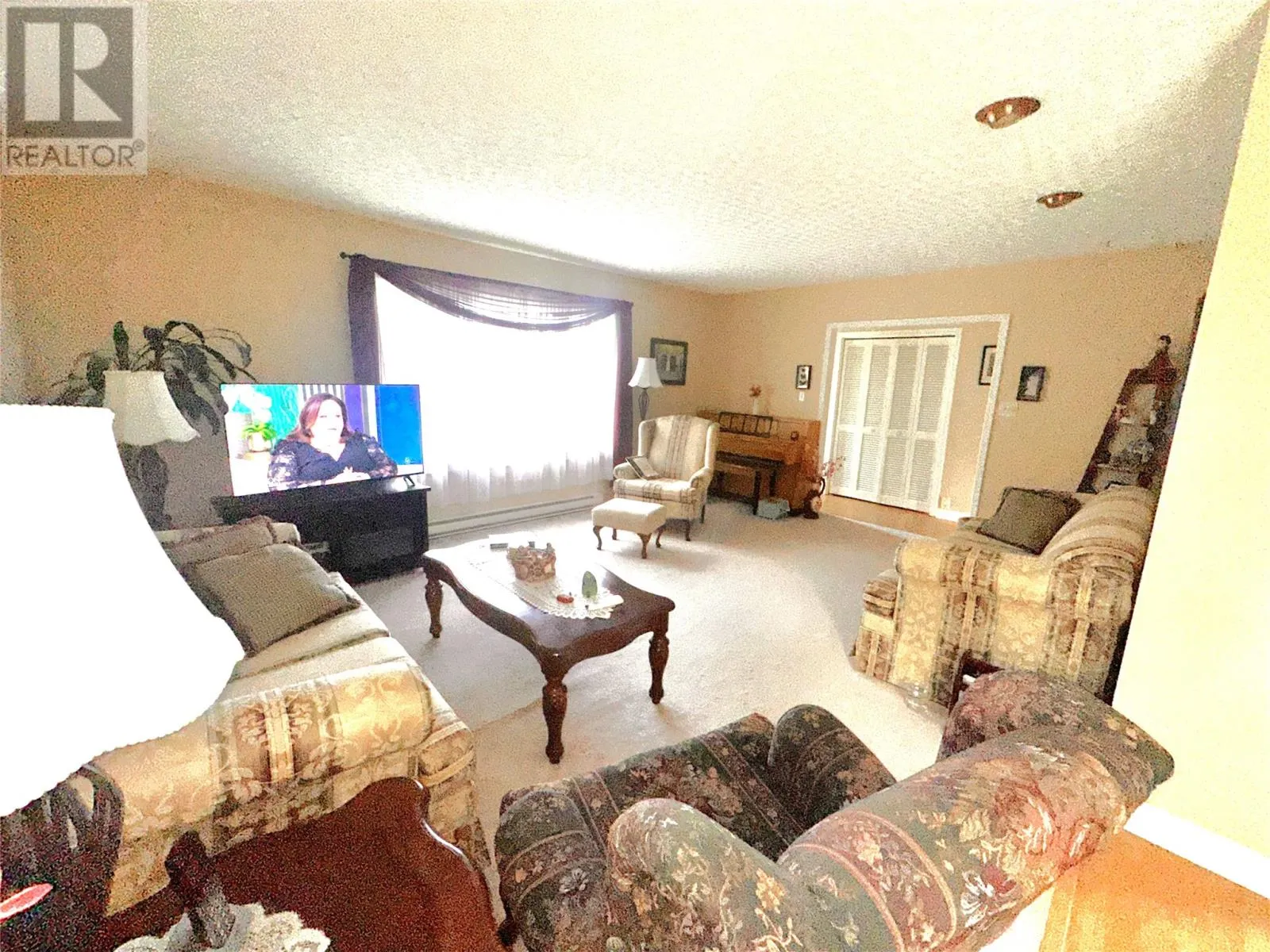 17 Burdrew Place