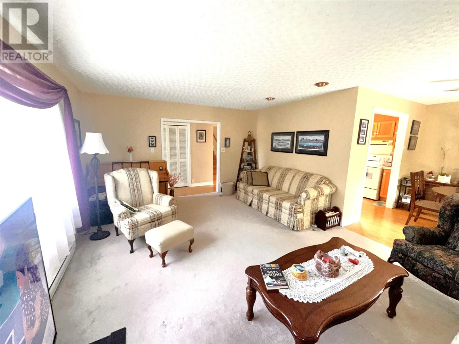 17 Burdrew Place