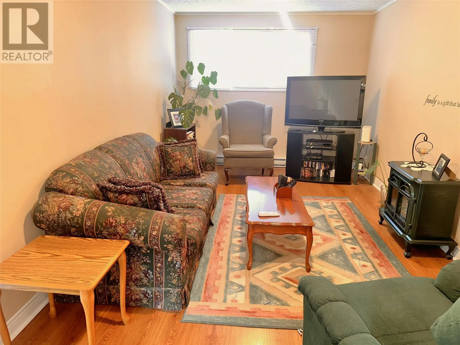 17 Burdrew Place