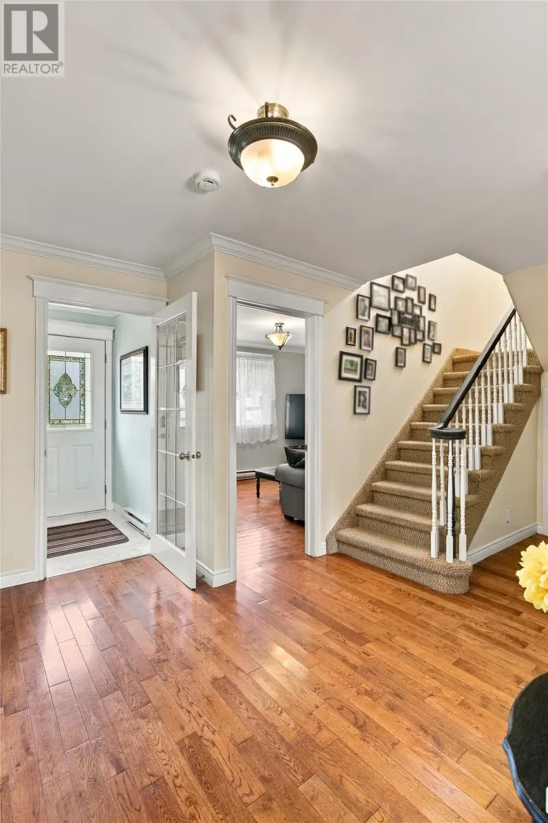 28 Courtney Street
