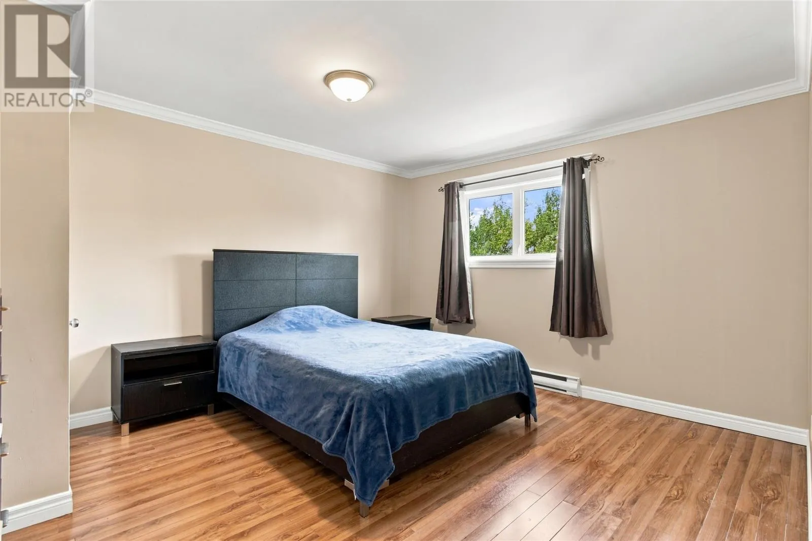 28 Courtney Street