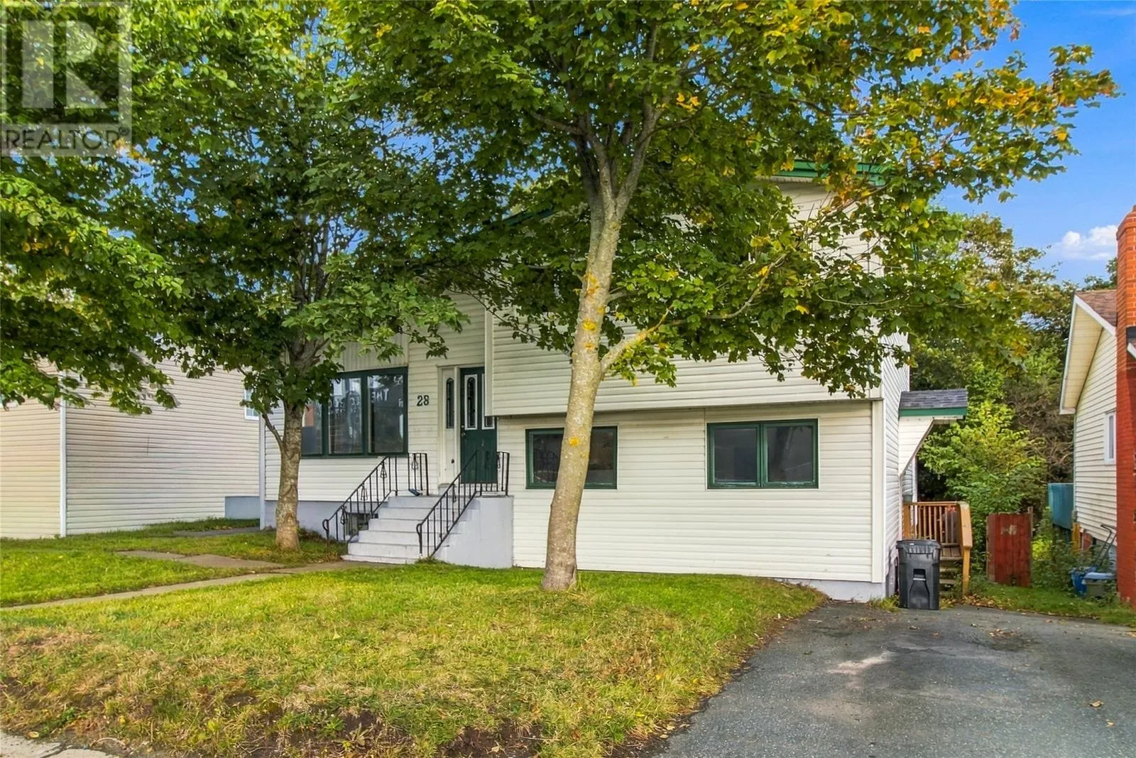 28 Thorburn Road