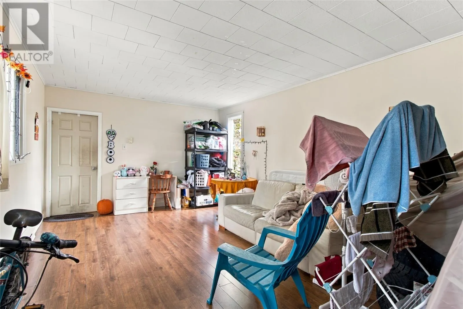 28 Thorburn Road