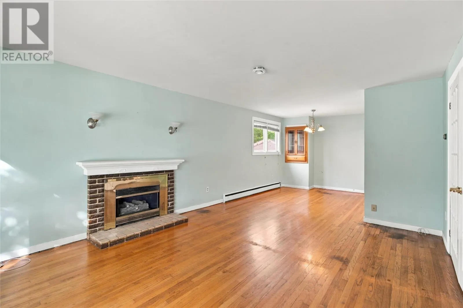 28 Thorburn Road