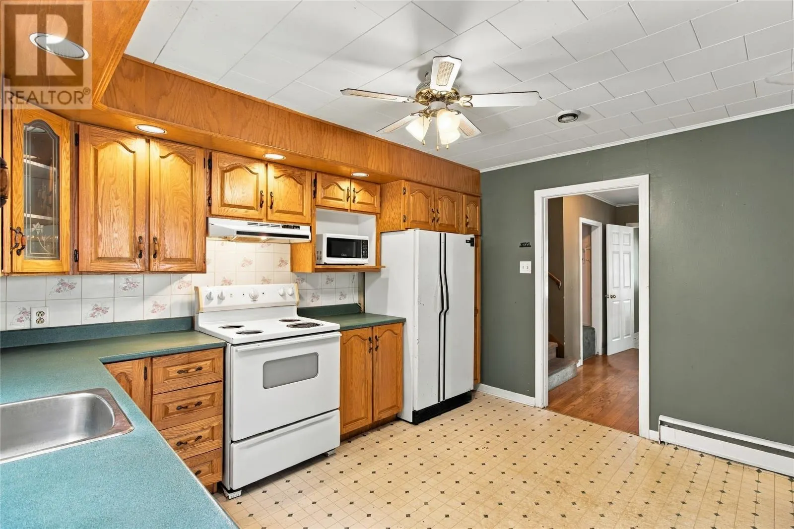 28 Thorburn Road