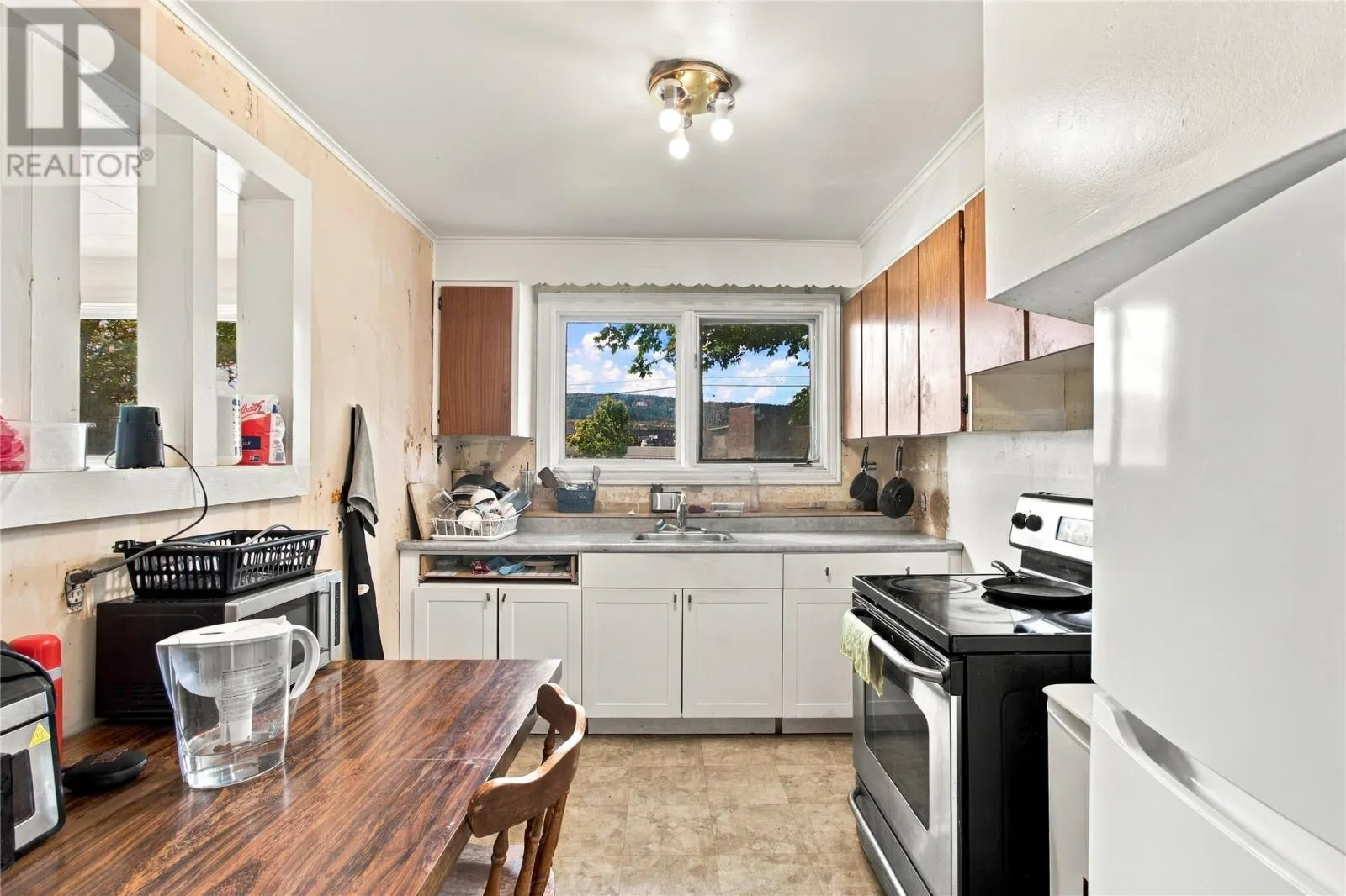28 Thorburn Road