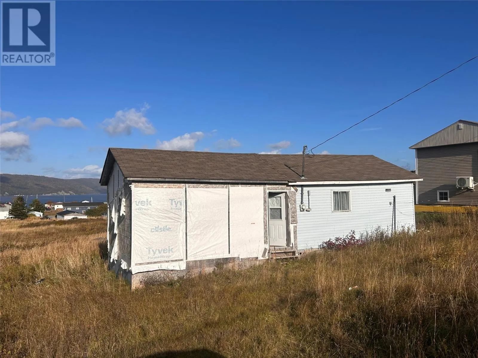 27A Country Road