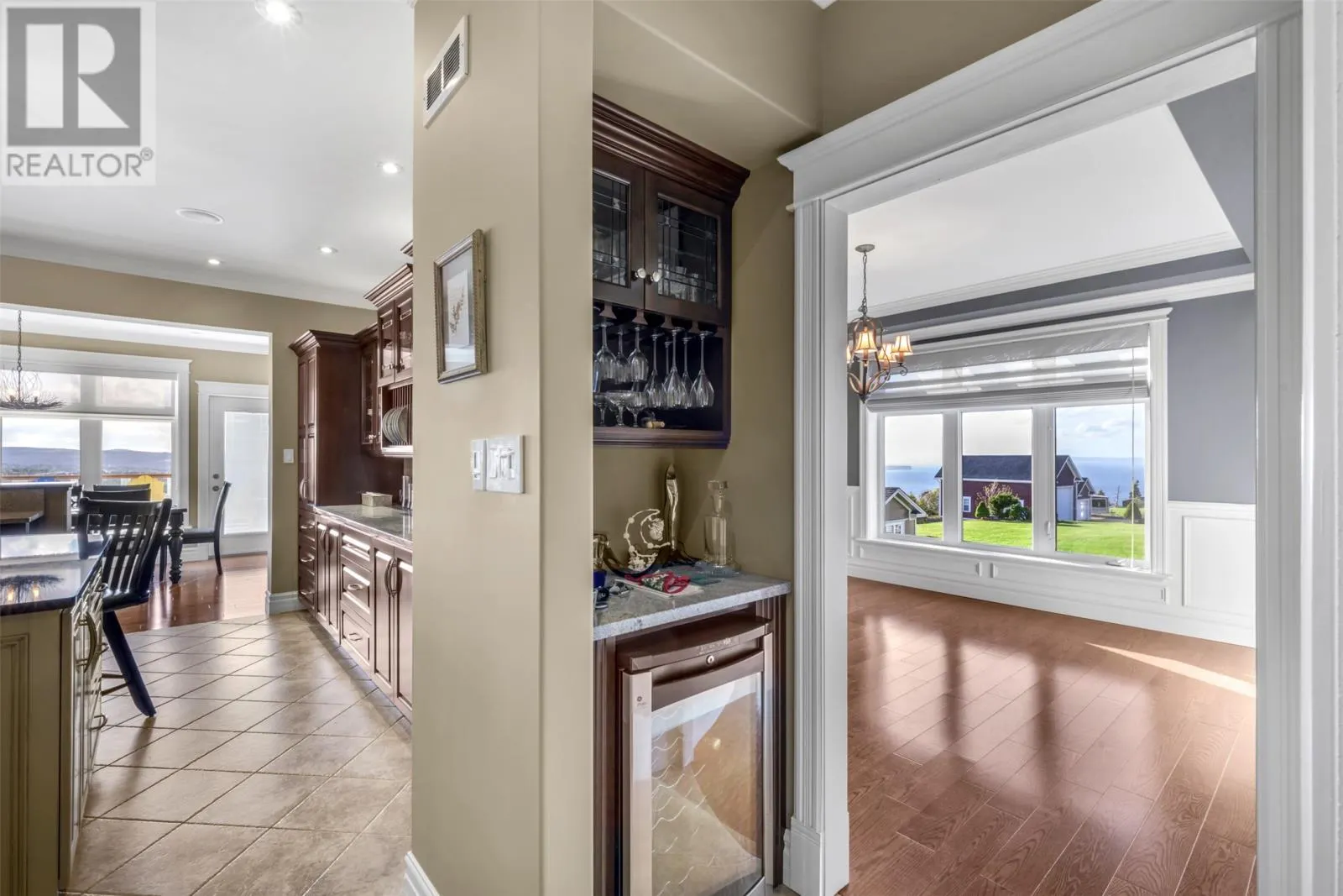 121 Summit Drive
