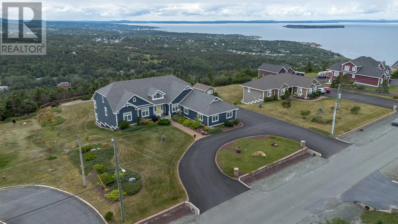 121 Summit Drive