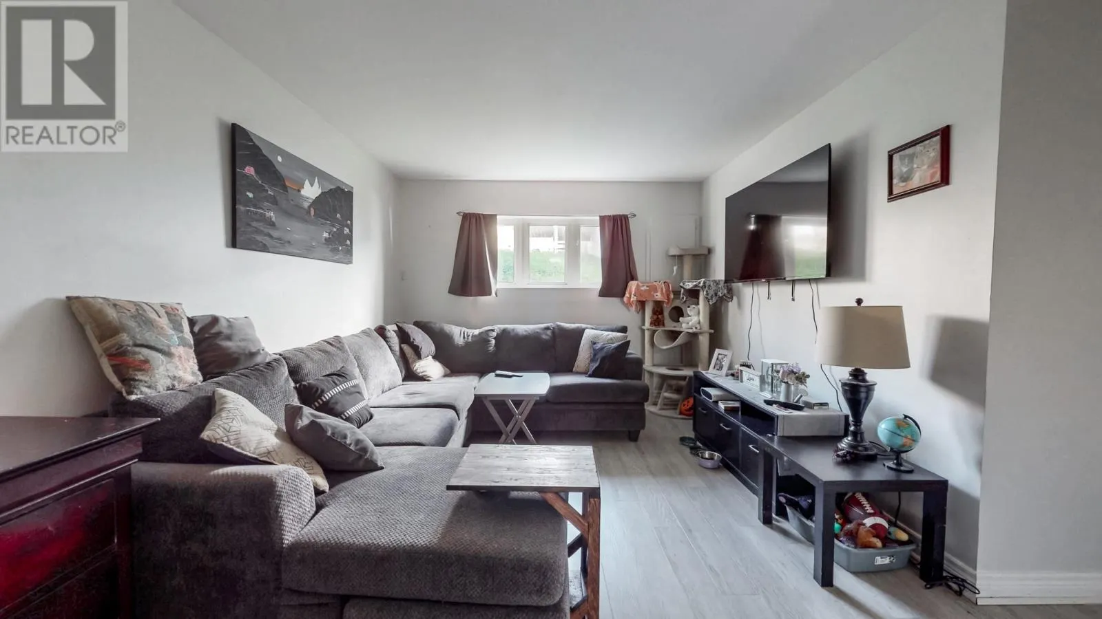 6 Greenspond Drive