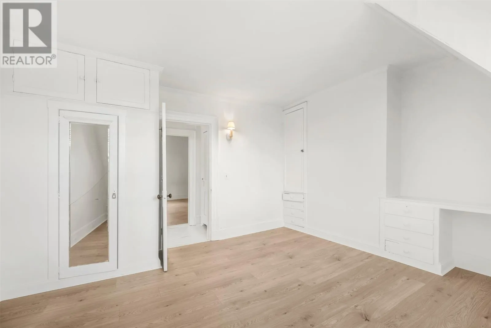 9 Monkstown Road
