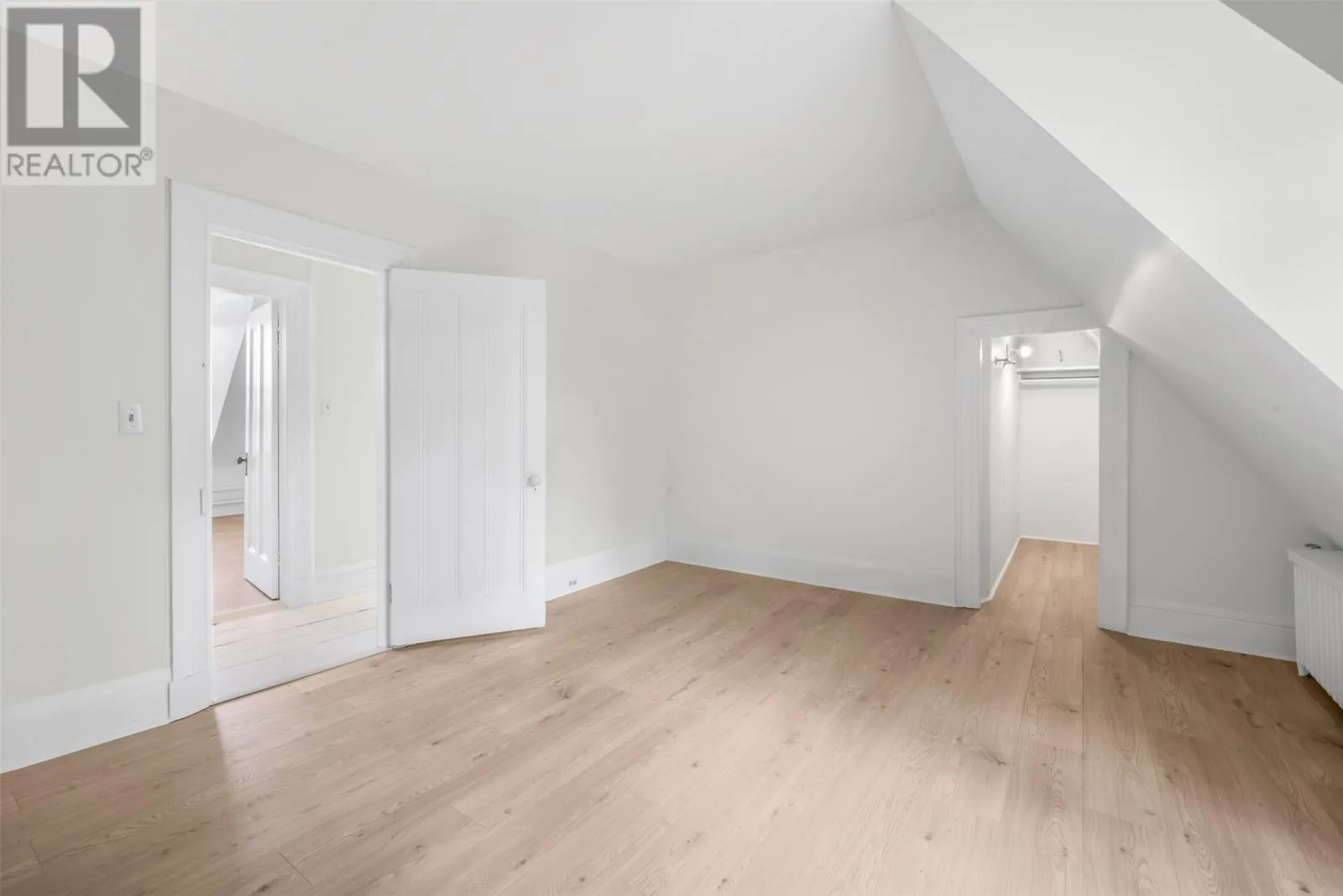 9 Monkstown Road
