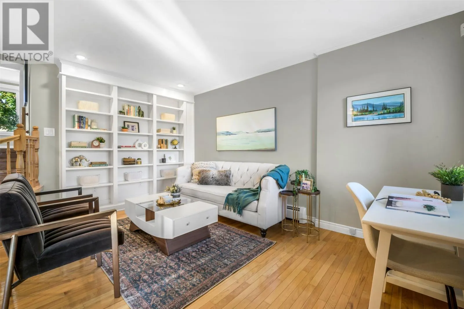 5 Labrador Place