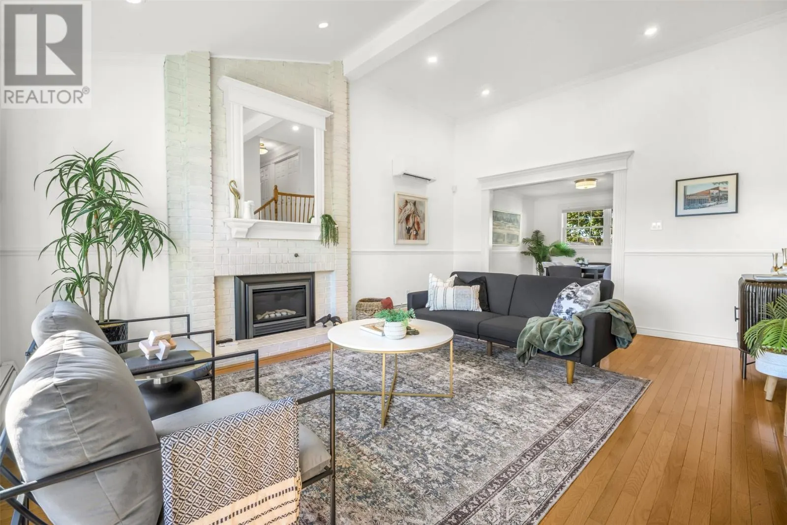 5 Labrador Place