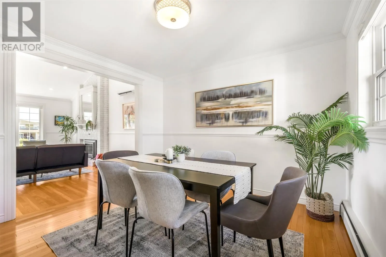 5 Labrador Place