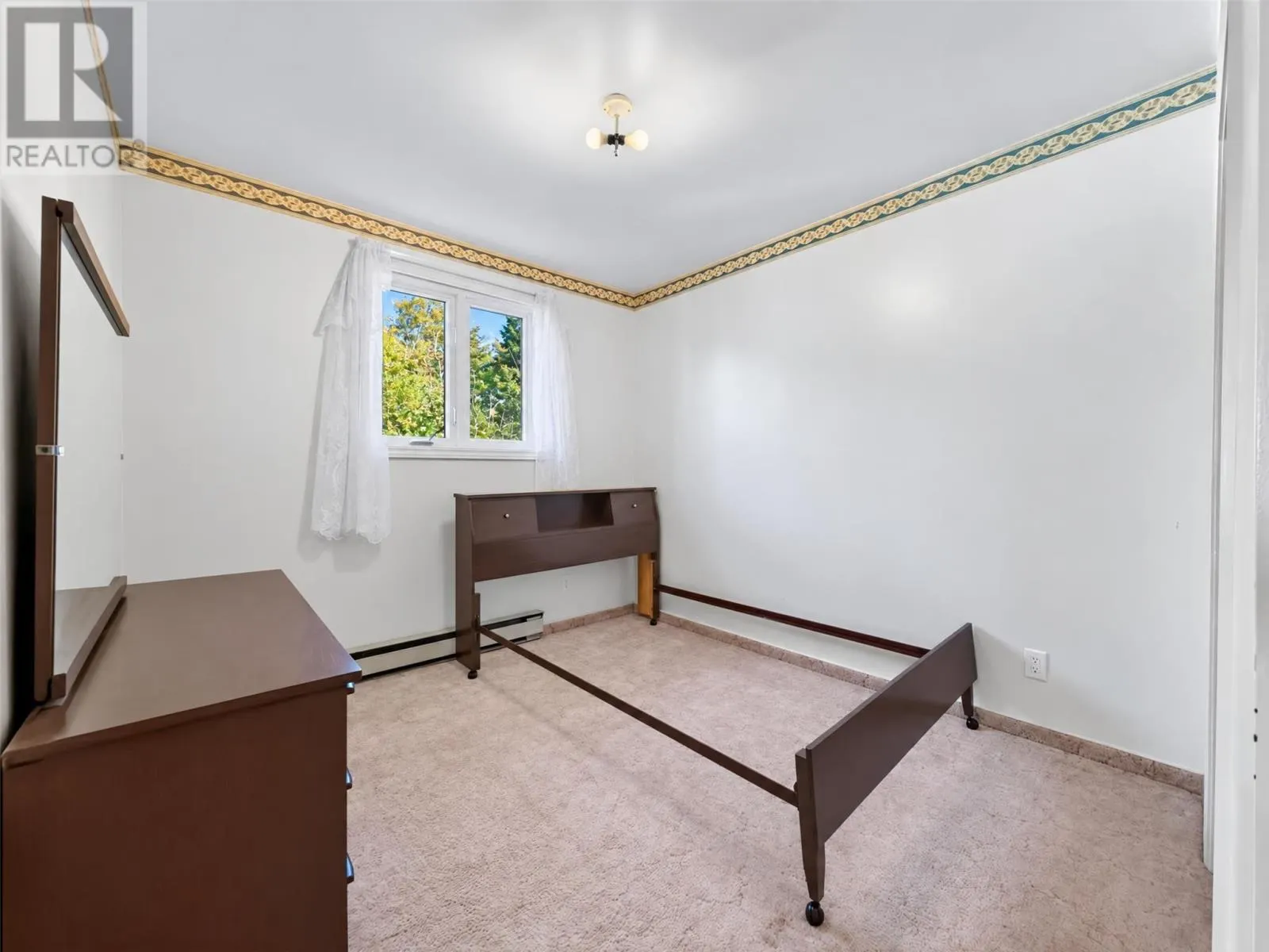 22 Emerald Avenue