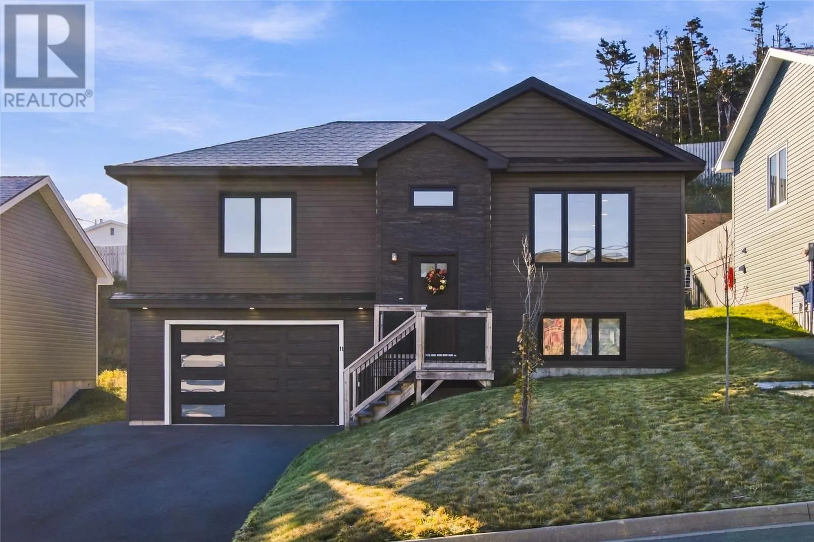 11 Phoenix Drive