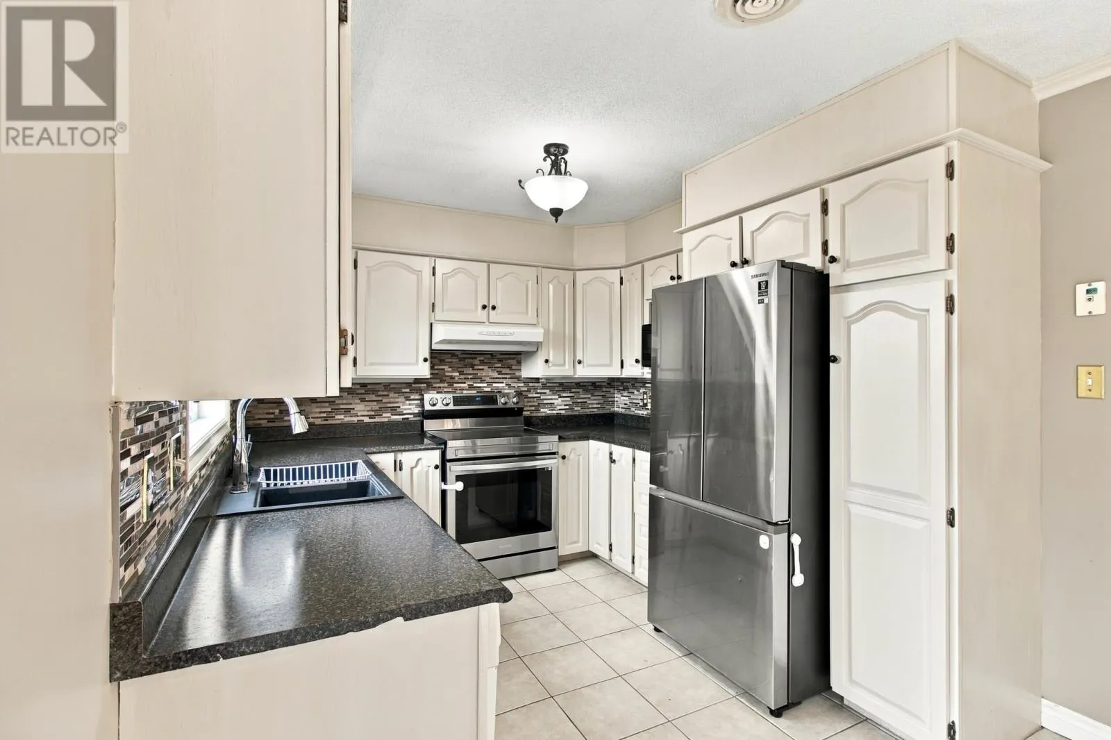 28 Penney Crescent