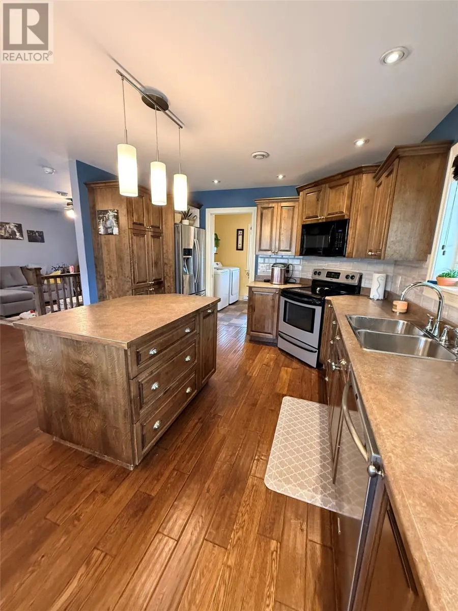 70 Harmsworth Drive