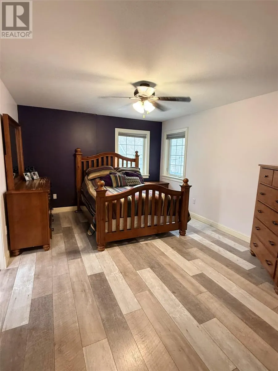 70 Harmsworth Drive