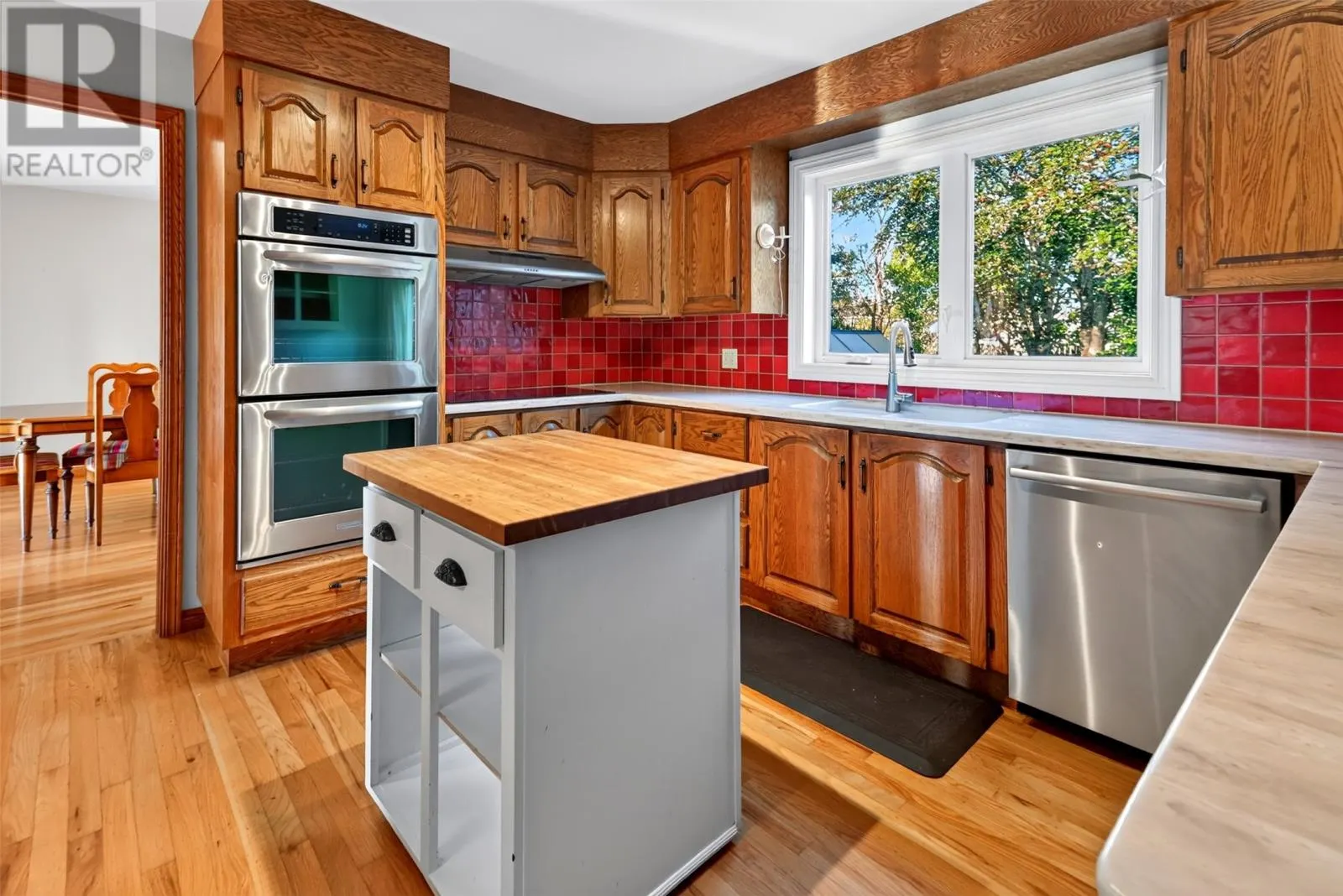 4 Inverness Place