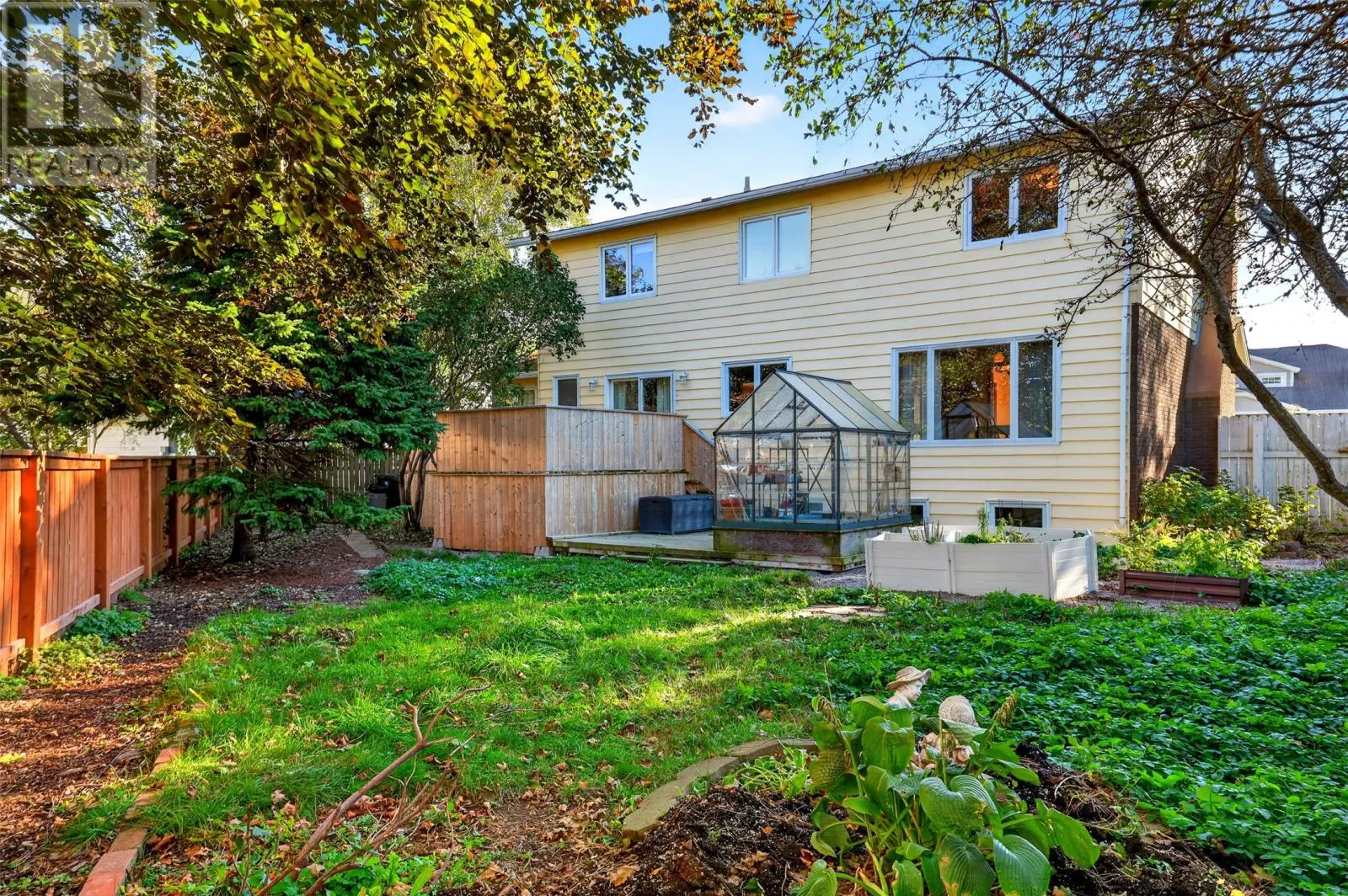 4 Inverness Place