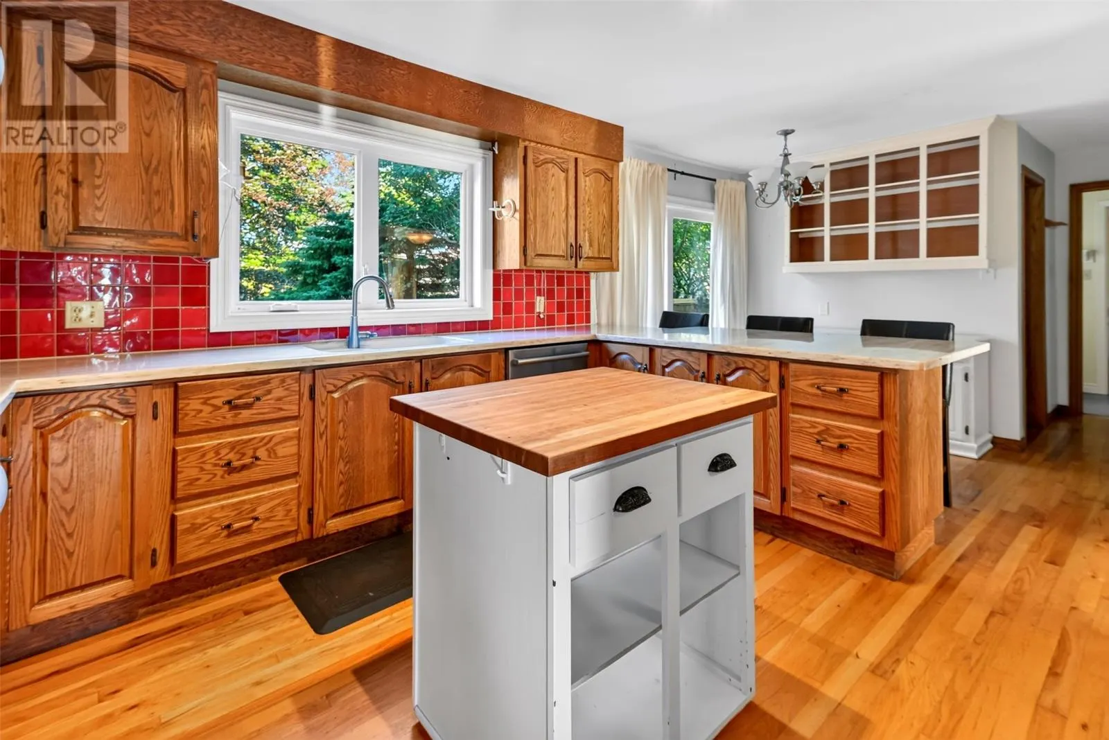 4 Inverness Place