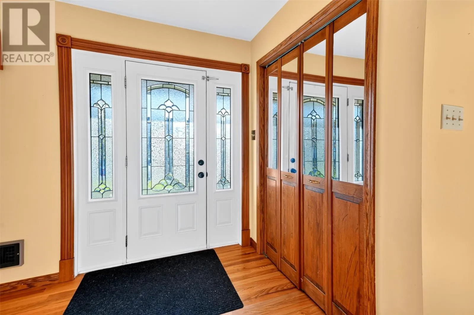 4 Inverness Place