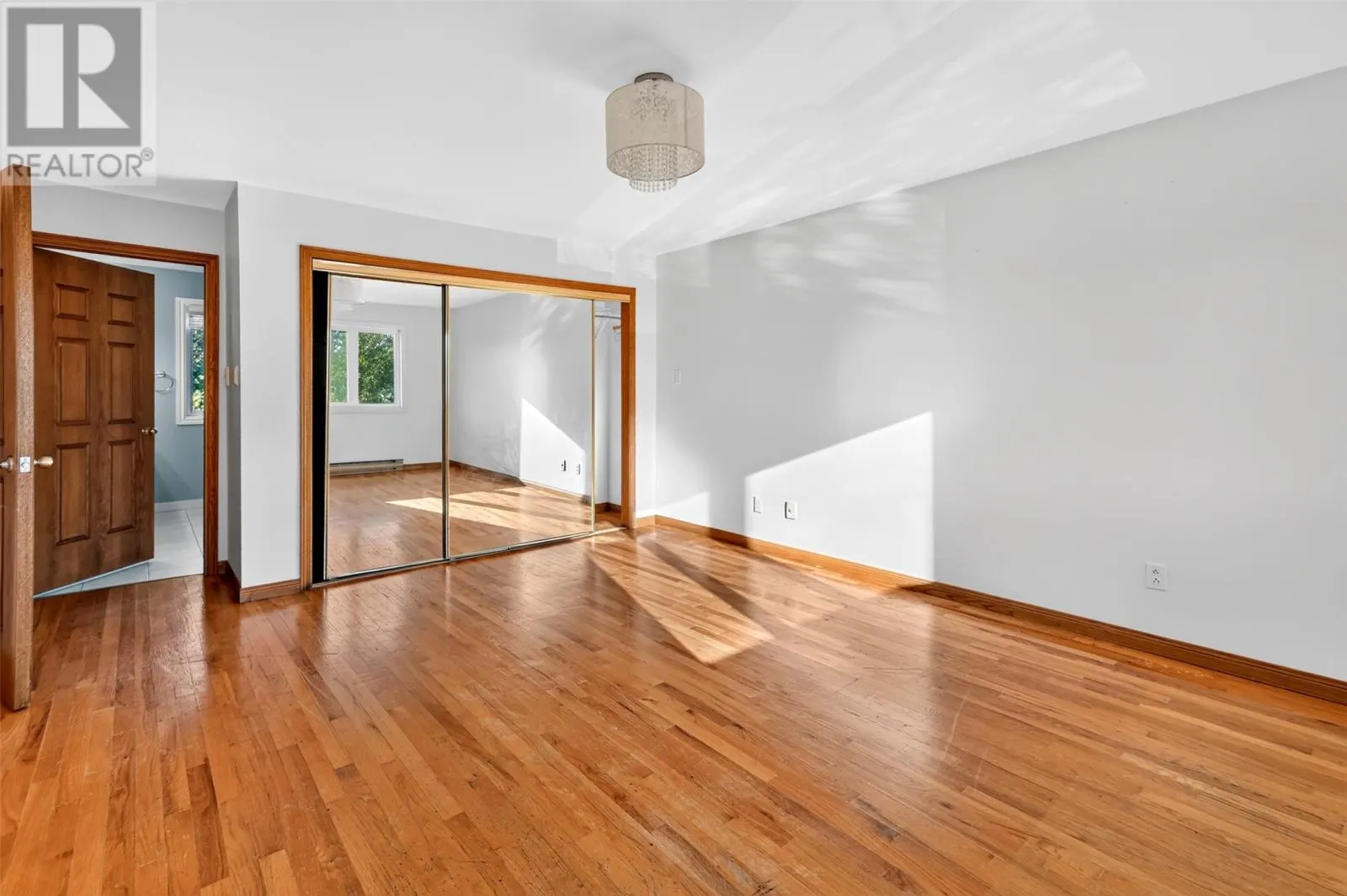 4 Inverness Place